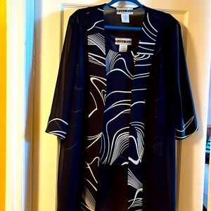 Size 16 Dana Kay 2 pc. Top & sheet jacket